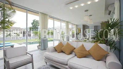 NAI5212: 2 Bedrooms Luxury Villa near Nai Harn Beach. Photo #15