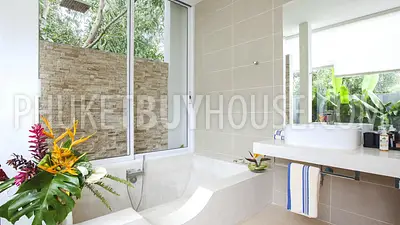 NAI5212: 2 Bedrooms Luxury Villa near Nai Harn Beach. Photo #21