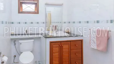 RAW5201: 4 Bedrooms Villa with Private Pool in Rawai. Photo #8
