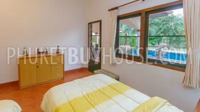 RAW5201: 4 Bedrooms Villa with Private Pool in Rawai. Photo #10