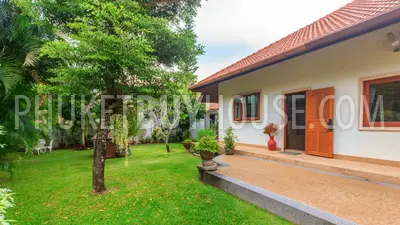 RAW5201: 4 Bedrooms Villa with Private Pool in Rawai. Photo #19