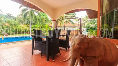 RAW5201: 4 Bedrooms Villa with Private Pool in Rawai. Photo #25