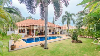 RAW5201: 4 Bedrooms Villa with Private Pool in Rawai. Photo #29