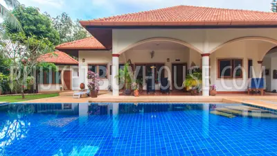 RAW5201: 4 Bedrooms Villa with Private Pool in Rawai. Photo #31