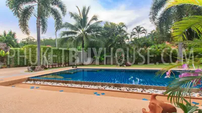 RAW5201: 4 Bedrooms Villa with Private Pool in Rawai. Photo #34