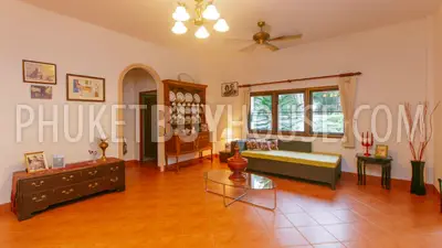 RAW5201: 4 Bedrooms Villa with Private Pool in Rawai. Photo #36
