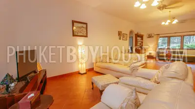 RAW5201: 4 Bedrooms Villa with Private Pool in Rawai. Photo #40