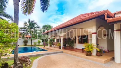 RAW5201: 4 Bedrooms Villa with Private Pool in Rawai. Photo #41