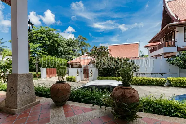 NAI5245: Thai Luxury Pool Villa 4 Bedrooms close to Nai Harn Beach. Photo #42