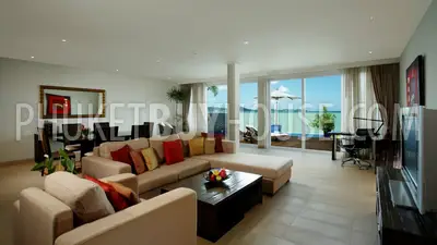 RAW5261: Beachfront Villa in Rawai. Photo #2