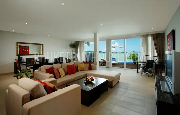RAW5261: Beachfront Villa in Rawai. Photo #2