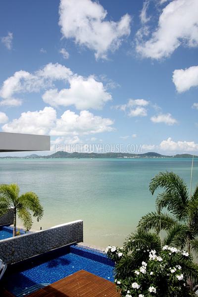 RAW5261: Beachfront Villa in Rawai. Photo #5