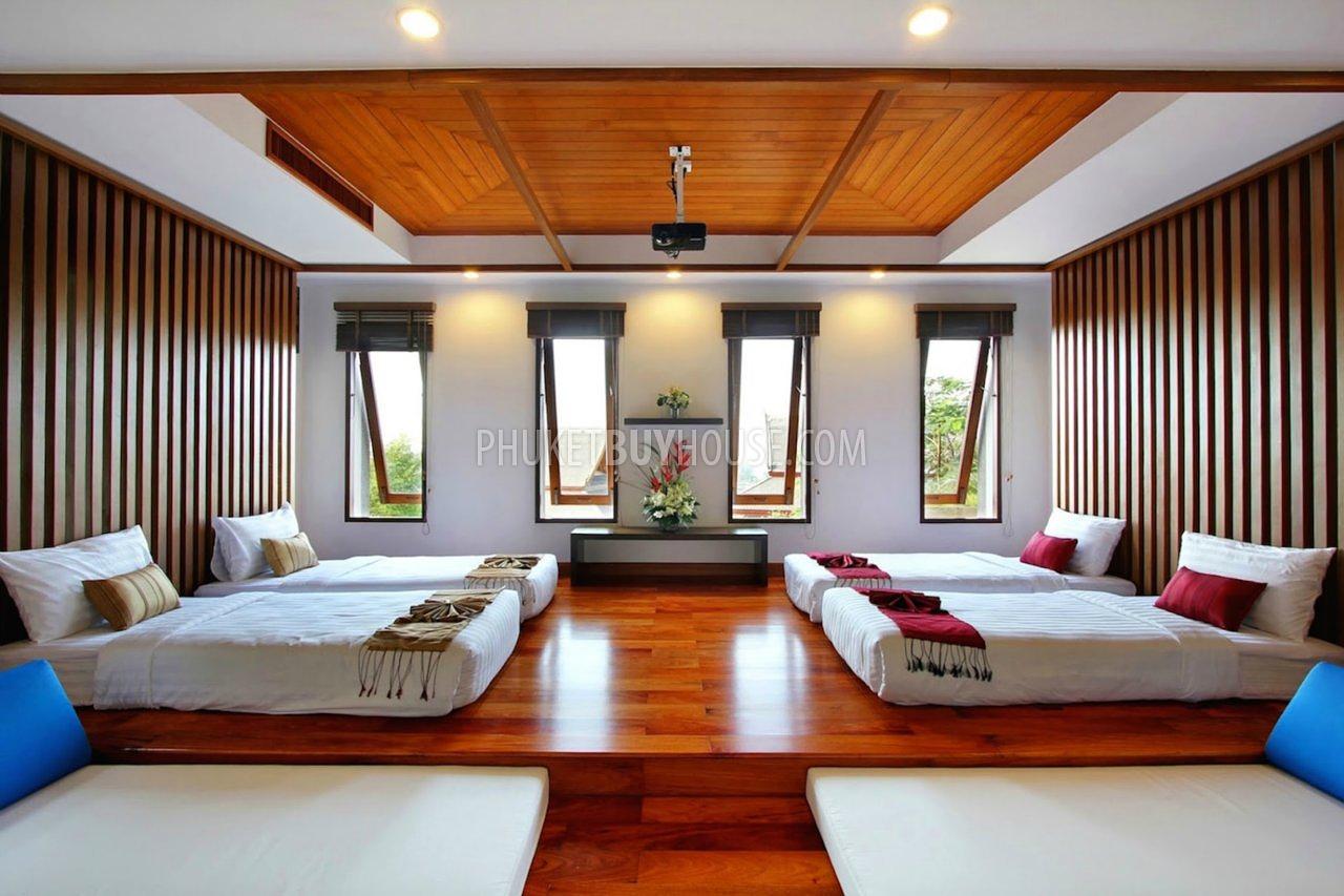 SUR5268: Luxury villa 5 bedrooms with stunning sea views. Photo #6