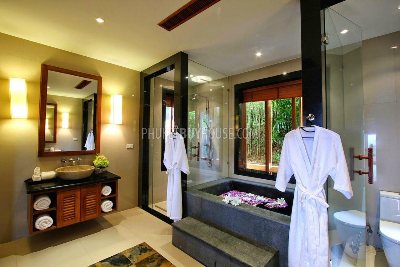 SUR5268: Luxury villa 5 bedrooms with stunning sea views. Photo #29