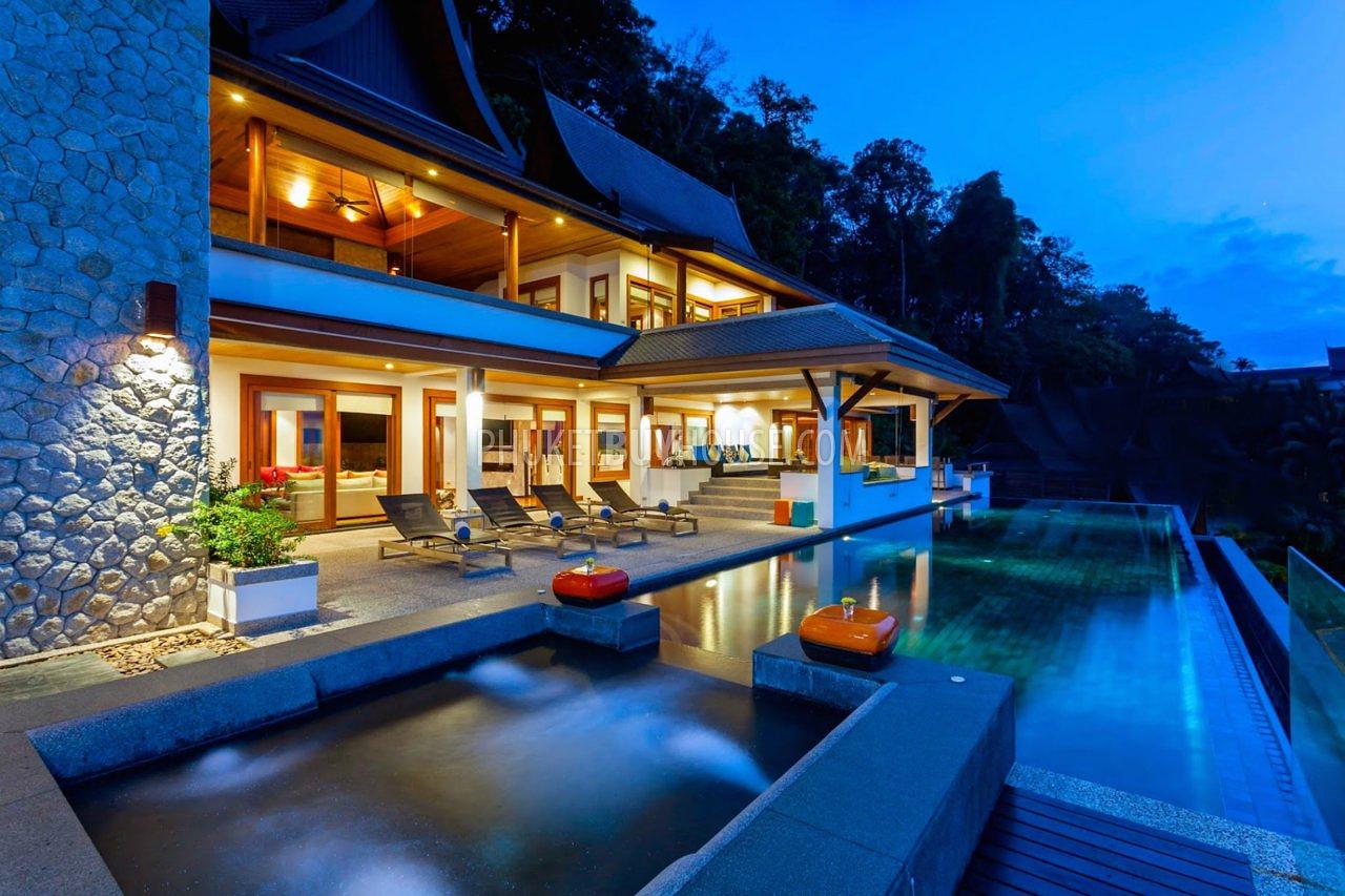 SUR5268: Luxury villa 5 bedrooms with stunning sea views. Photo #35