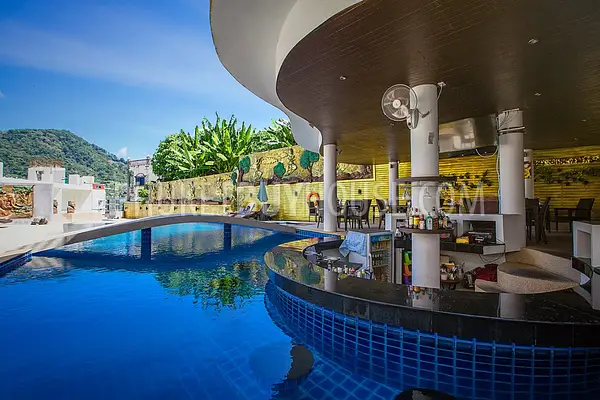 PAT5273: Adorable Apartment For Sale in Patong. Photo #1
