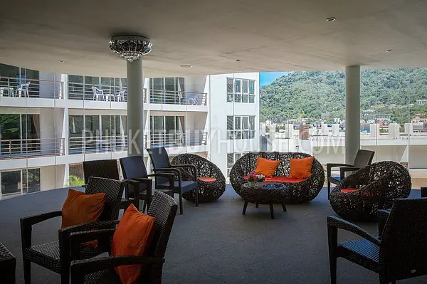 PAT5273: Adorable Apartment For Sale in Patong. Photo #8