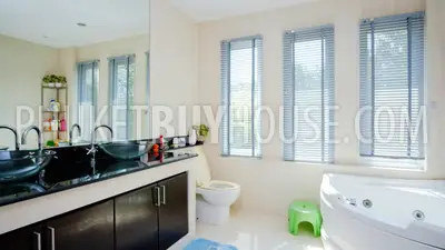 RAW5275: 7 Bedrooms Sea View Villa. Photo #20