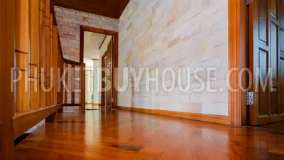 RAW5275: 7 Bedrooms Sea View Villa. Photo #35
