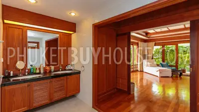 NAI5245: Thai Luxury Pool Villa 4 Bedrooms close to Nai Harn Beach. Photo #19