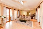 BAN5301: Luxury 3 Bedroom villa in Laguna. Thumbnail #42