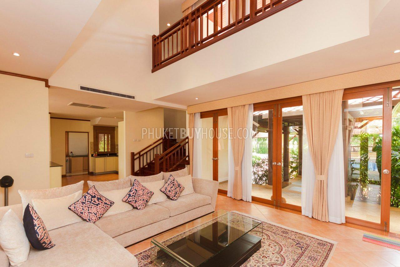 BAN5301: Luxury 3 Bedroom villa in Laguna. Photo #44