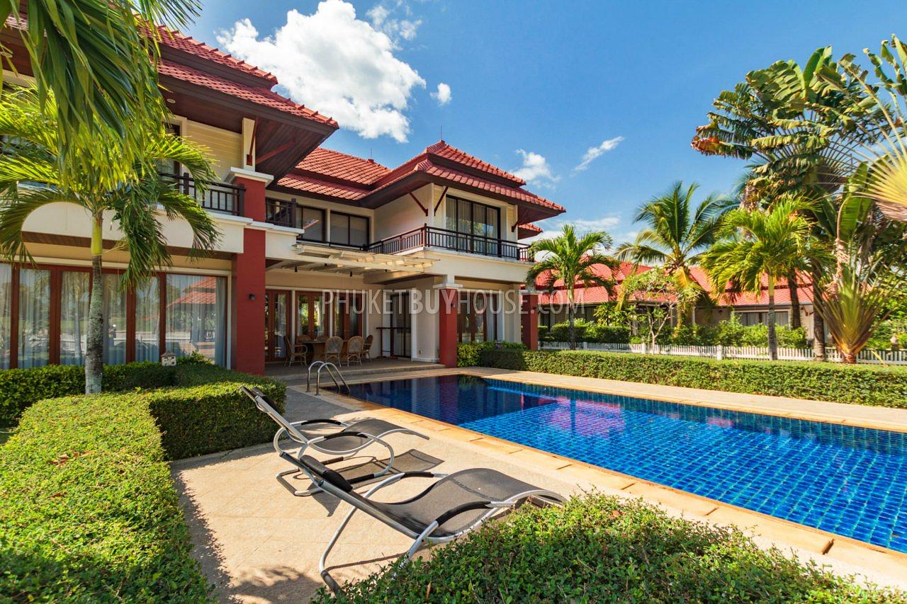 BAN5301: Luxury 3 Bedroom villa in Laguna. Photo #46