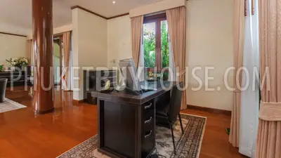 BAN5302: Luxury 3 Bedroom Pool Villa in Laguna. Photo #10