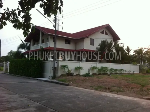 KTH5288: 7 Bedroom Villa with Private Pool in Kathu. Fotoğraf #1
