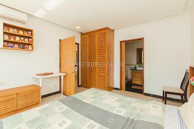RAW5293: One Bedroom Apartment in Rawai. Photo #5