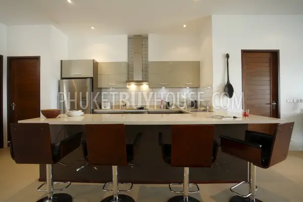 KAM5295: Luxury 3 Bedroom 4 Bathroom Apartment with Private Pool. Photo #1