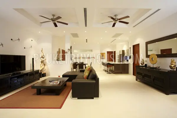 KAM5295: Luxury 3 Bedroom 4 Bathroom Apartment with Private Pool. Photo #6