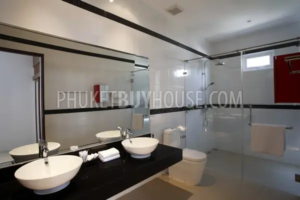 KAM5295: Luxury 3 Bedroom 4 Bathroom Apartment with Private Pool. Photo #8