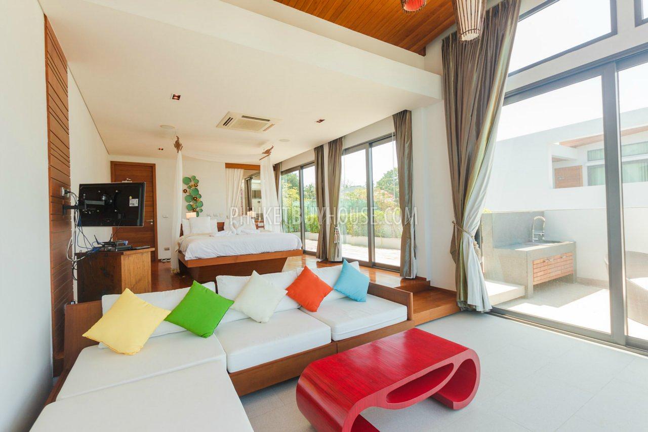 RAW5296: Five-Star Holiday Villa With Direct Access to Friendship Beach in Rawai. Фото #22