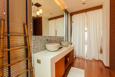 RAW5296: Five-Star Holiday Villa With Direct Access to Friendship Beach in Rawai. Фото #26