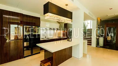 RAW5296: Five-Star Holiday Villa With Direct Access to Friendship Beach in Rawai. Фото #58