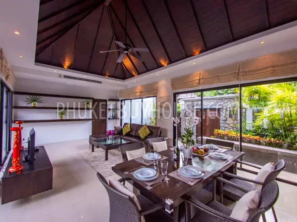 SUR5300: 3 Bedroom Pool Villa in Bang Tao. Photo #13