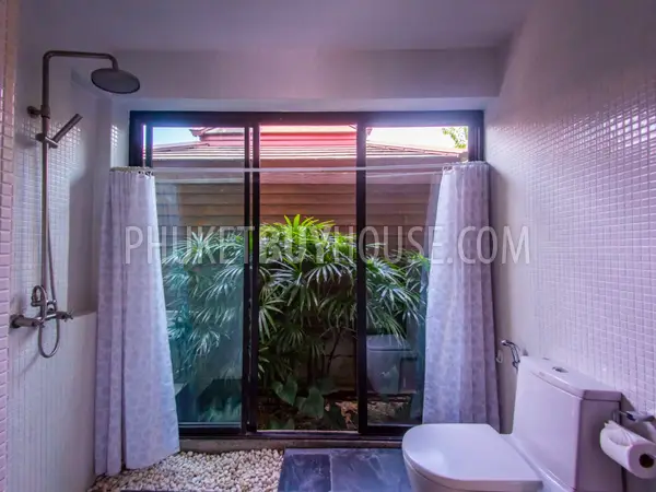 SUR5300: 3 Bedroom Pool Villa in Bang Tao. Photo #40