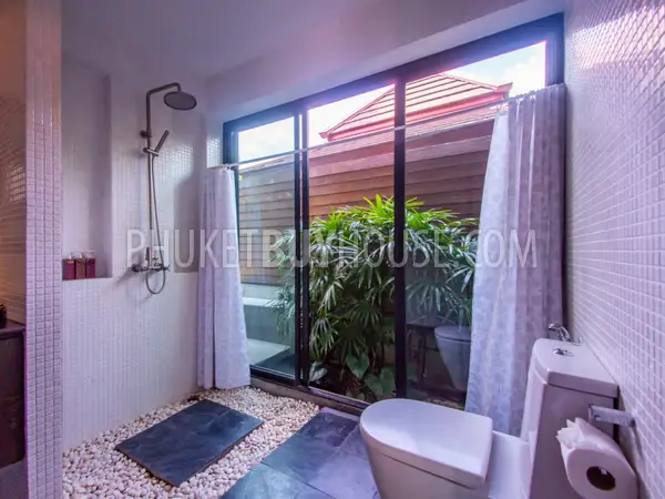 SUR5300: 3 Bedroom Pool Villa in Bang Tao. Photo #41