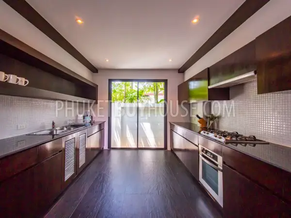 SUR5300: 3 Bedroom Pool Villa in Bang Tao. Photo #50