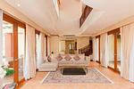 BAN5301: Luxury 3 Bedroom villa in Laguna. Thumbnail #4