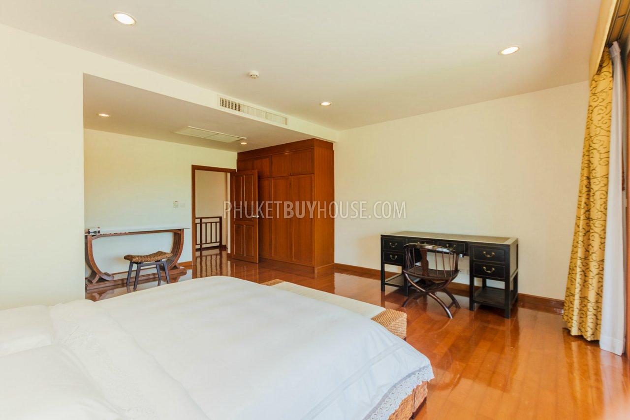 BAN5301: Luxury 3 Bedroom villa in Laguna. Photo #10