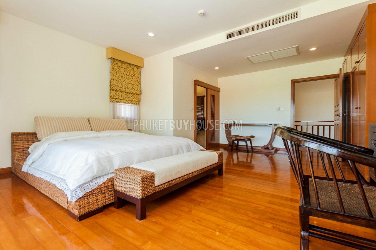 BAN5301: Luxury 3 Bedroom villa in Laguna. Photo #11