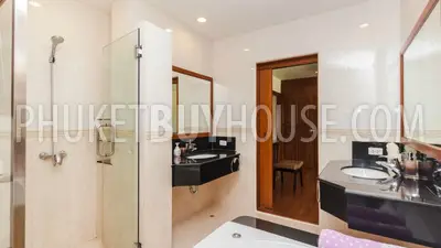 BAN5301: Luxury 3 Bedroom villa in Laguna. Photo #14
