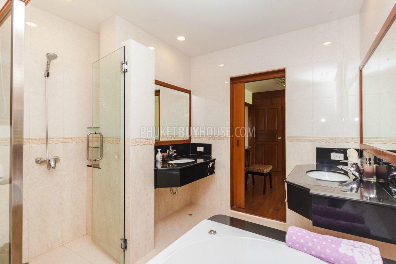 BAN5301: Luxury 3 Bedroom villa in Laguna. Photo #14