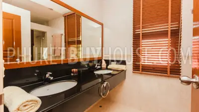 BAN5301: Luxury 3 Bedroom villa in Laguna. Photo #19