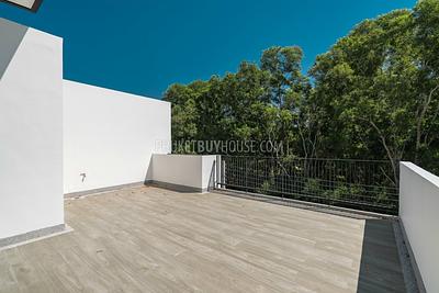 BAN5353: Corner Townhouse in Laguna. Photo #13
