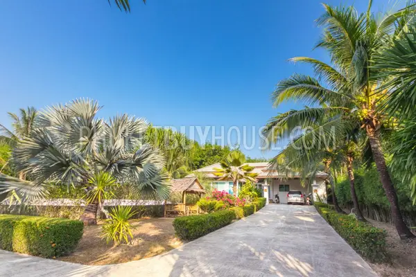 TAL5322: 3 Bedroom Pool Villa in Paklok. Photo #50