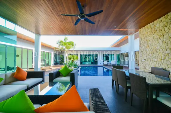 LAY5325: Modern style villas at Layan. Photo #15