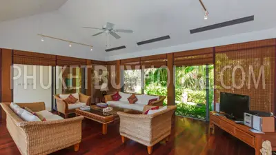 RAW5327: 4 Bedroom Pool Villa in Rawai for Quick Sale!. Photo #1